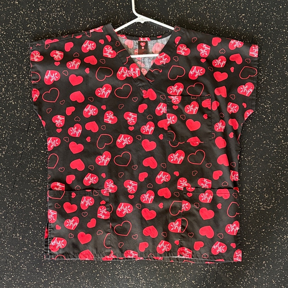 Heart Print Scrub Top